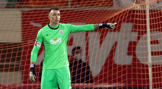 7. harika Muslera | Galatasaray’ı sırtladı