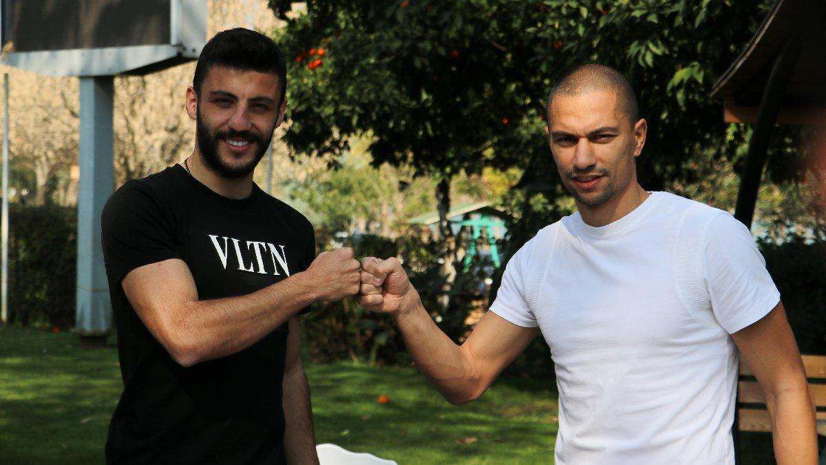 Adana derbisi öncesi kaptanlardan dostluk mesajı