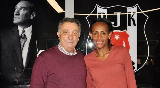 Ahmet Nur Çebi’den Meryem Erdoğan’a tebrik