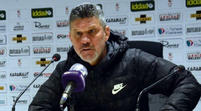 Akhisarspor, Mesut Dilsöz ile yollarını ayırdı