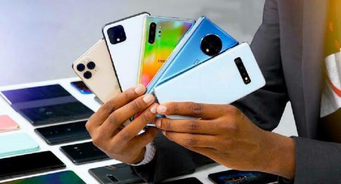 Akıllı telefon fiyatları normale dönmeye başladı