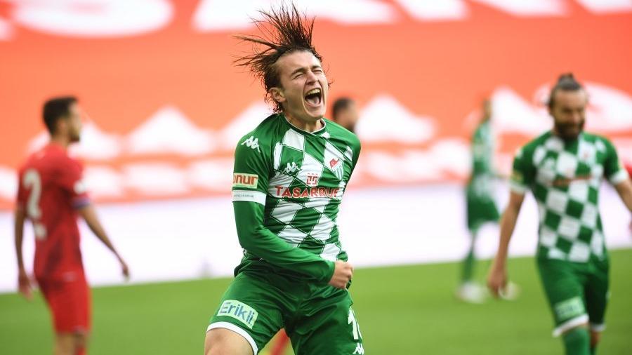 Ali Akman: Bir ara aklım Manchester City’ye gitti ama…