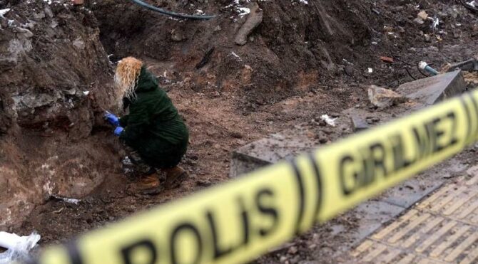 Ankara’da binanın temel kazısında kemik parçaları bulundu