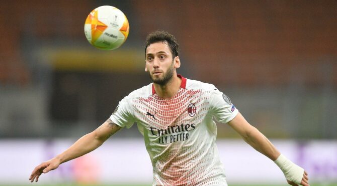 Avrupa Ligi’nde Son 16 eşleşmeleri! Hakan Çalhanoğlu, Manchester United’a karşı…