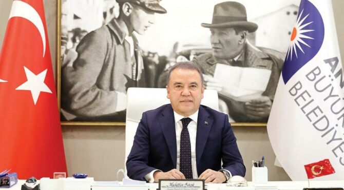 ‘Ben hastayken koltuk sevdasına düşenler oldu’