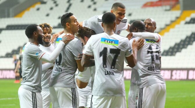 Beşiktaş hem atıyor, hem de yemiyor! Duvar ördüler…