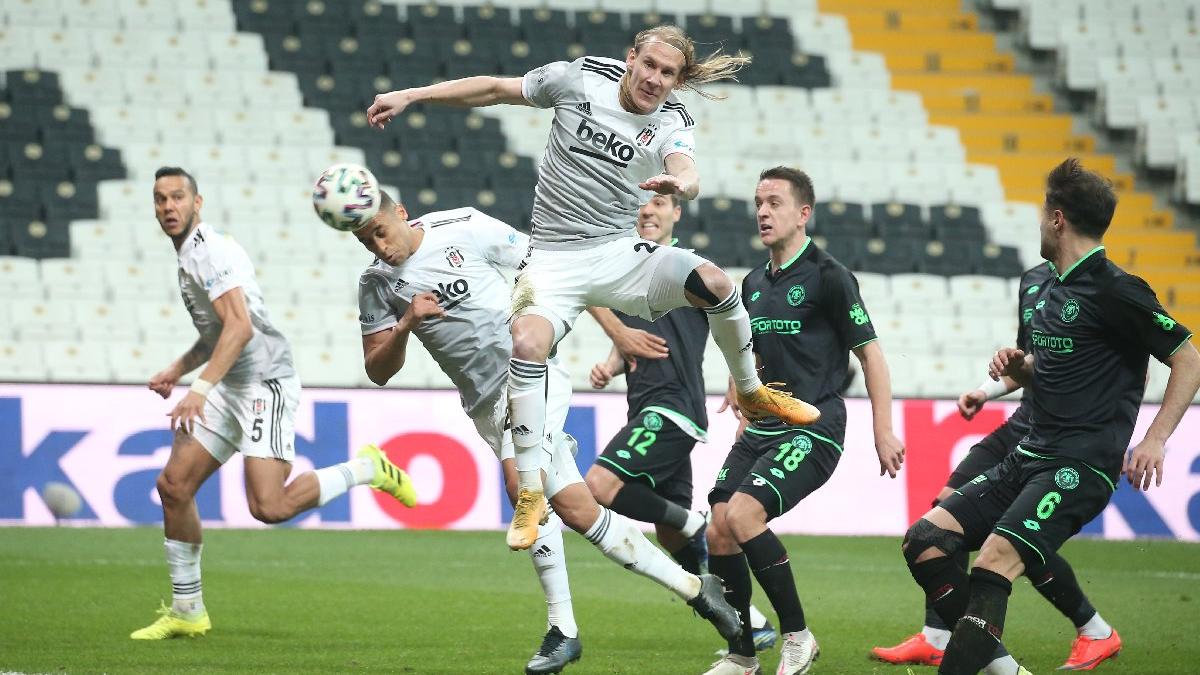 Beşiktaş penaltı bekledi, hakemler çekme ‘VAR’ demedi!