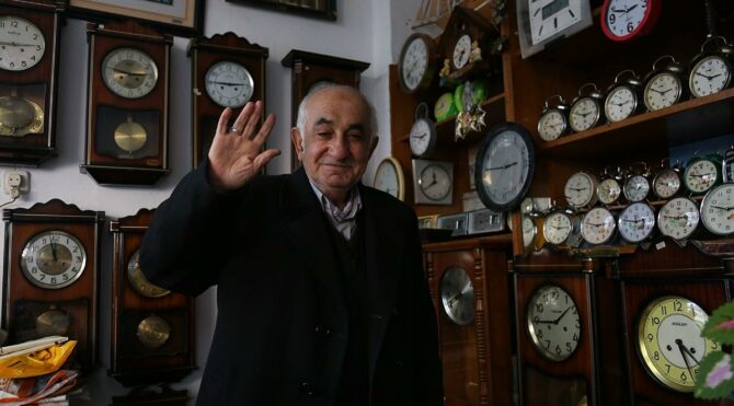 Bir ay içerisinde iki kez coronaya yakalandı