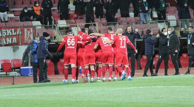 Bursaspor deplasmanda dağıldı… Manaj şov