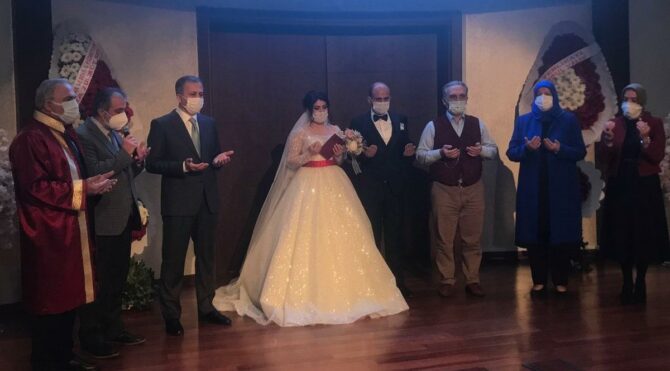 Denizlili evsiz çiftin nikahını İstanbul Valiliği kıyıp, evlerini kurdu