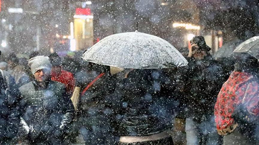 Meteoroloji'den İstanbul için yoğun kar yağışı uyarısı: Bu gece başlıyor