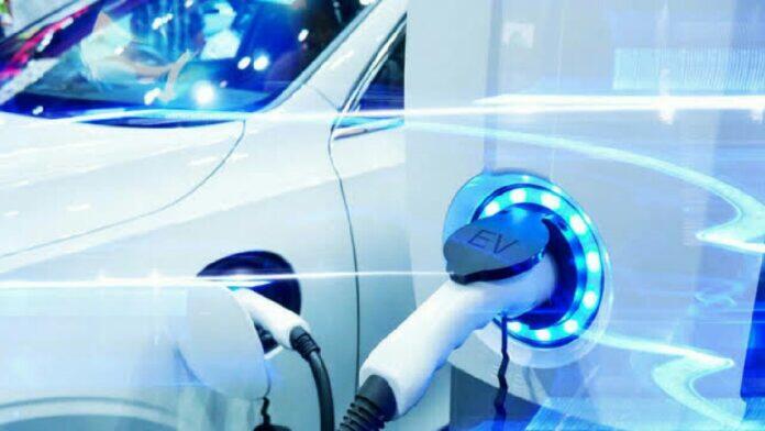 Elektrikli araçlar talep görmeye devam ediyor