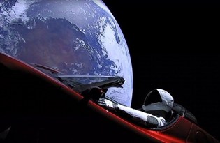 Elon Musk’tan uzay çekilişi: Kazanan uzaya gidecek 4’ncü kişi olacak