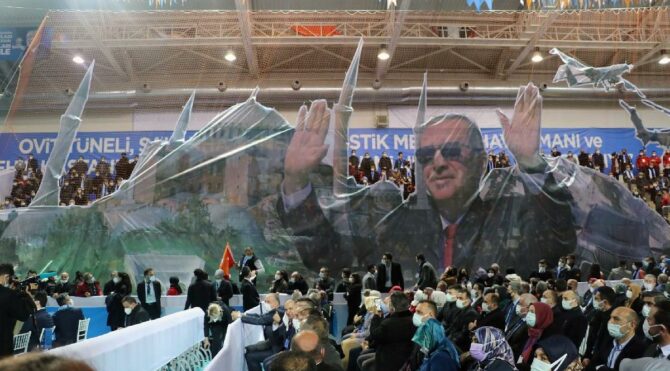 Erdoğan’a ‘lebaleb’ tepkisi: Doktorlar boşuna uğraşıyor