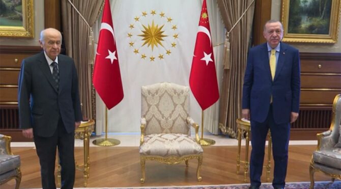 Erdoğan ve Bahçeli’den kritik ‘anayasa’ görüşmesi