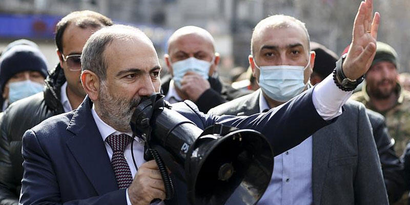 Ermenistan Başbakanı Paşinyan'dan yeni hamle
