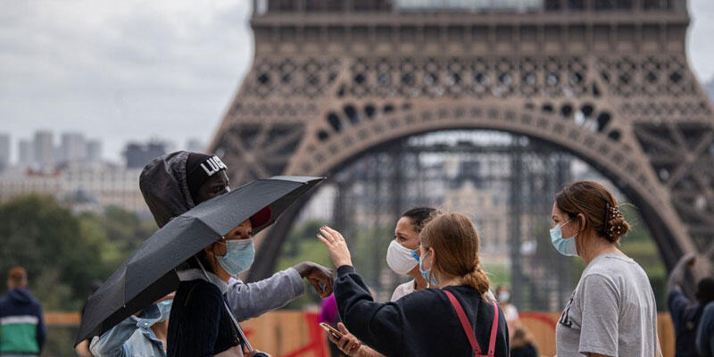Fransa'da son 24 saatte 19 bin 590 Kovid-19 vakası kaydedildi
