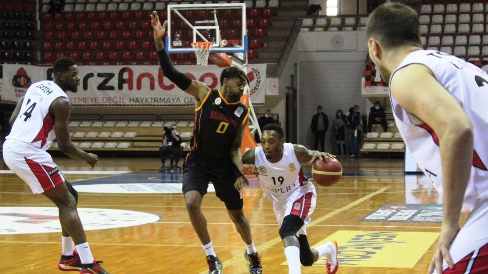 Gaziantep Basketbol, Galatasaray’ı savunmasıyla geçti