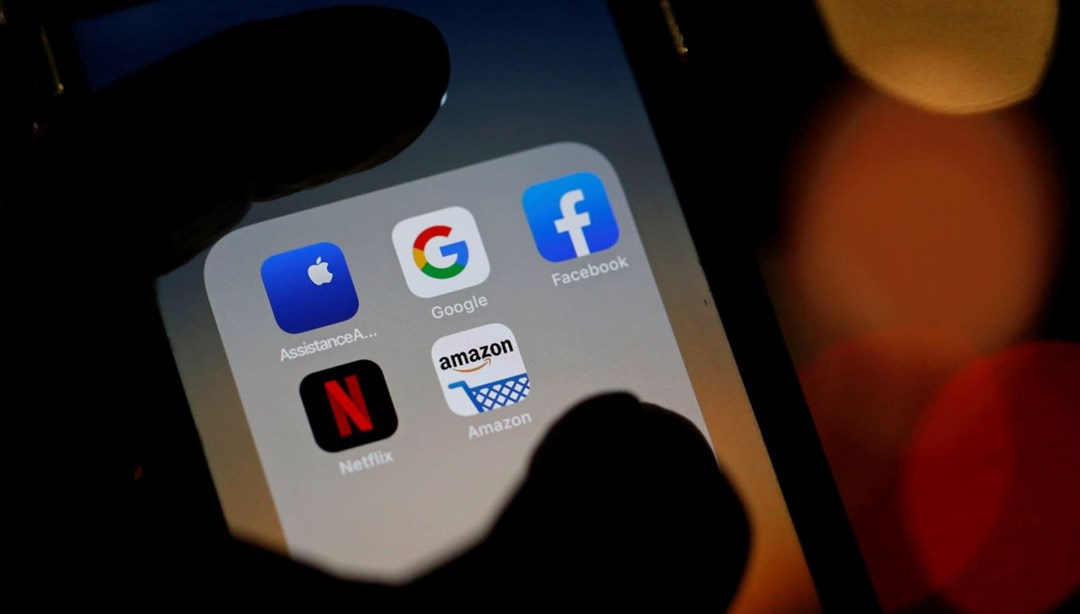 Google ve Facebook’a bir kötü haber de AB’den