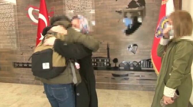 İkna yoluyla teslim oldu, ailesiyle buluşturuldu
