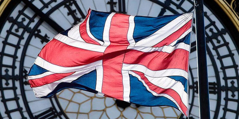 İngiltere, darbe sonrası Myanmar büyükelçisini çağırdı