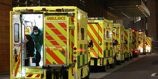 İngiltere'de korona nedeniyle son 24 saatte 1449 kişi öldü