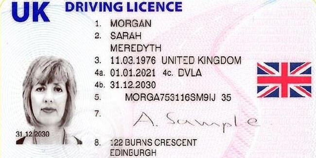 İngiltere'de plaka ve ehliyetlere 'Brexit' ayarı