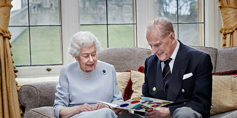 İngiltere Kraliçesi Elizabeth’in eşi Philip hastaneye kaldırıldı