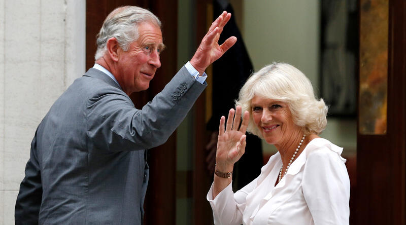 İngiltere Prensi Charles ve eşi Camilla koronavirüs aşısı oldu