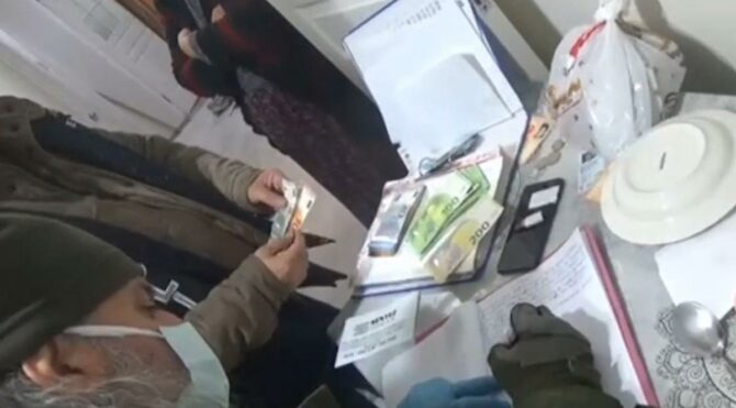 İstanbul’da FETÖ’nün hücre evlerine operasyon: 30 şüpheli yakalandı