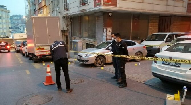 İstanbul’da silahlı saldırı! Kurşun yağdırdılar