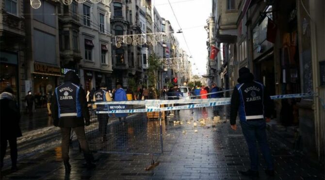 İstiklal Caddesi’nde faciadan dönüldü