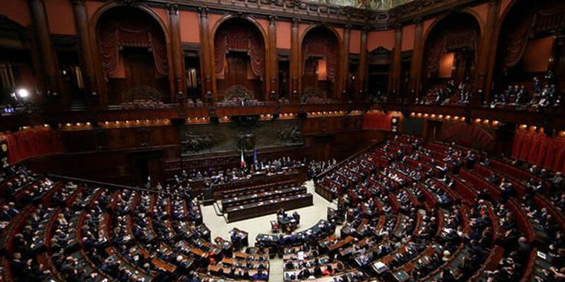 İtalya'da hükümet krizini aşmak için teknokrat hükümet kurulması gündemde