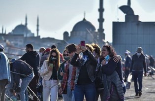 İstanbul'da normalleşme adımları: Kafe ve restoranlar hazırlıklara başladı