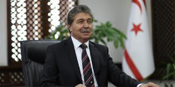 KKTC'de sürpriz kabine değişikliği