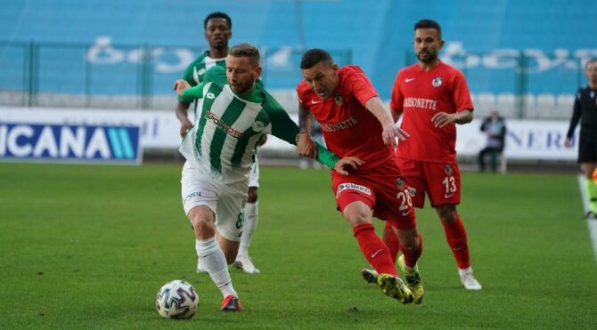Konyaspor-Gaziantep FK maçında gol sesi çıkmadı