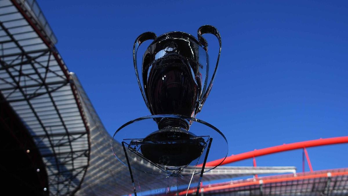 Leipzig-Liverpool krizi sona erdi! Maçın oynanacağı ülke…