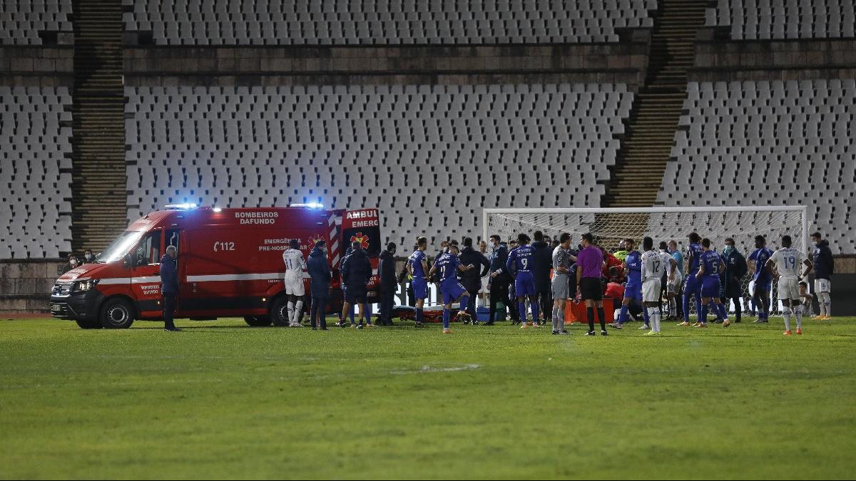 Nanu sahadan ambulansla çıktı… Futbolcular gözyaşlarını tutamadı