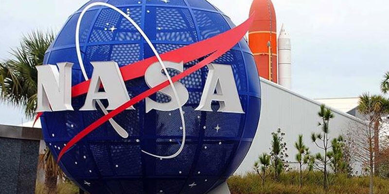 NASA: SpaceX aracı ile uzaya fırlatılan astronotlar 'uzayda kalma' rekoru kırdı