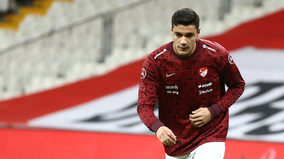 Ozan Kabak’tan şık hareket! ‘İlk gün her şey çok güzeldi’