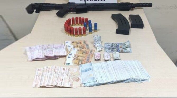 Peçeteye emdirilmiş 400 içimlik bonzai ile yakalandılar