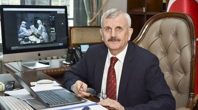 Rektör, COVID-19’a karşı gıda takviyesi reklamı yaptı