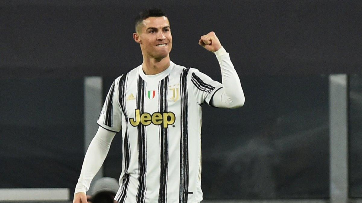Ronaldo atıyor, Juventus zirve yarışını bırakmıyor