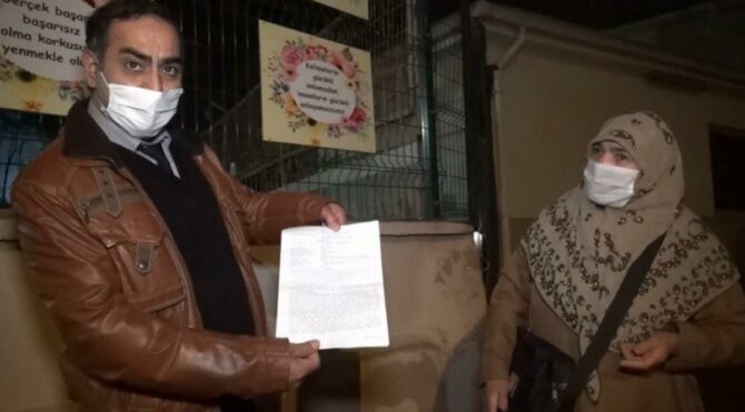 Sahte banka müdürü 75 yaşındaki kadını dolandırdı