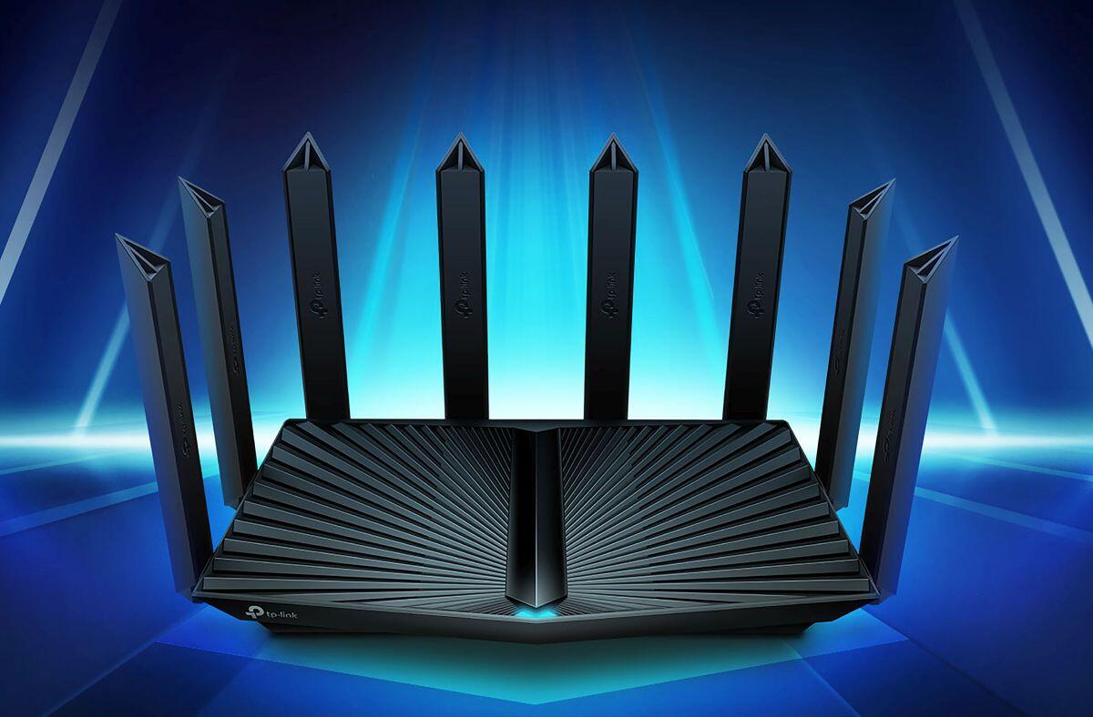 Sekiz antenli WiFi canavarı