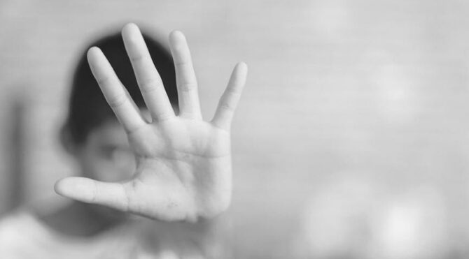 Torununu taciz etti yaşı nedeniyle tutuklanmadı