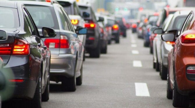 Trafik uygulaması yapıldı, 639 kişi yakalandı