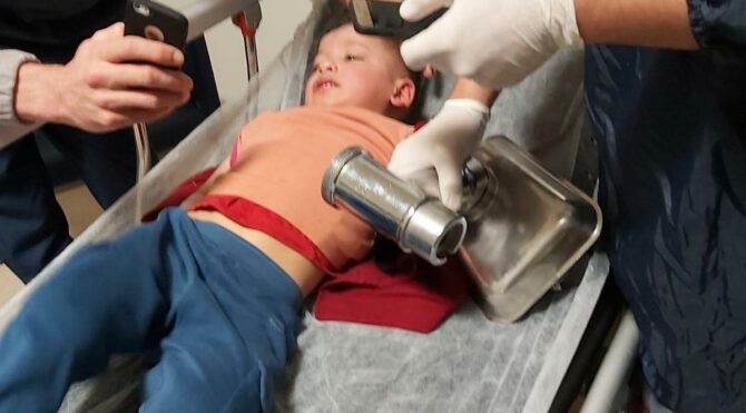 Üç yaşındaki çocuk elini kıyma makinesine kaptırdı