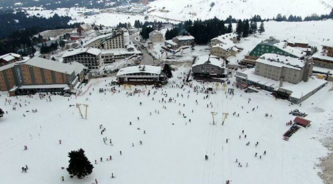 Uludağ’da kısıtlamaları ihlal edenlere 893 bin TL para cezası