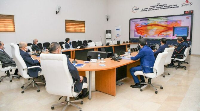 Vali böyle uyardı: Afete hazırlıklı olmak durumundayız